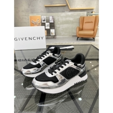 Givenchy Sneakers